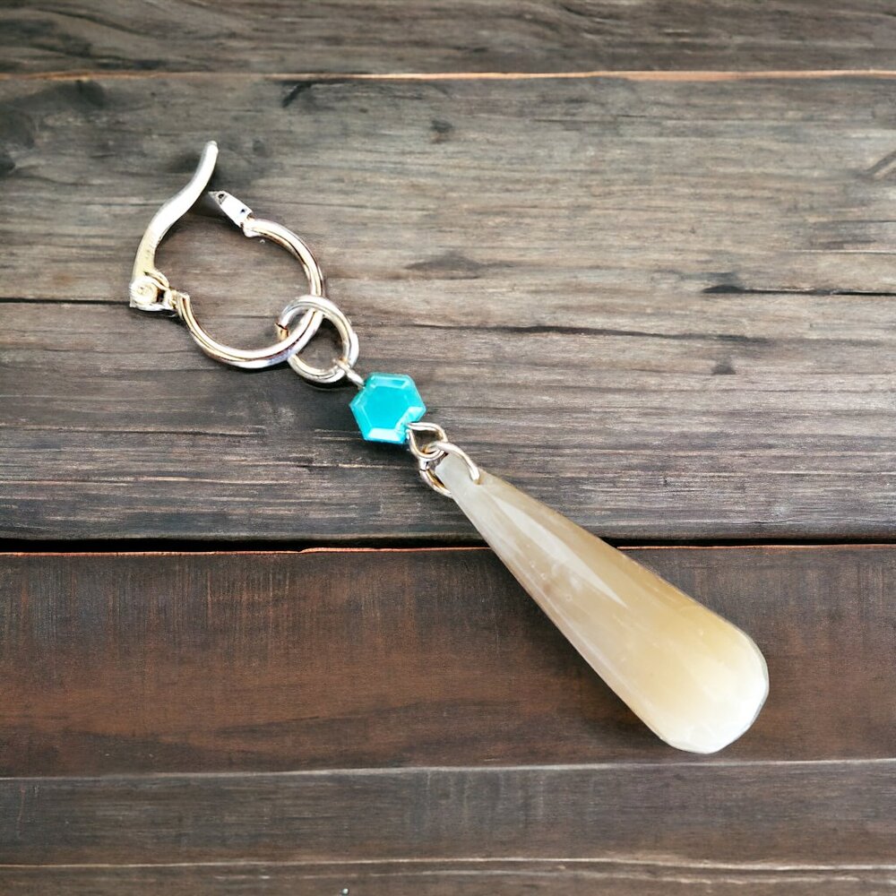 NORDSTROM RACK Stone Pendant Earrings